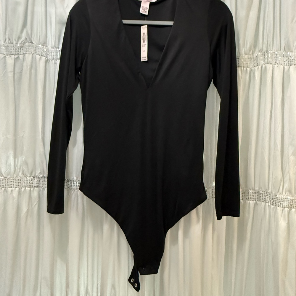 Victoria's Secret Black Long Sleeve Bodysuit NWT - Picture 3 of 7